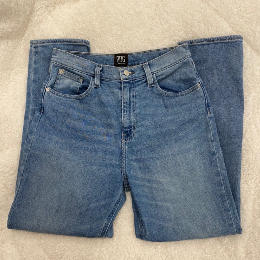 BDG BLUE HIGH WAISTED GIRLFRIEND JEANS